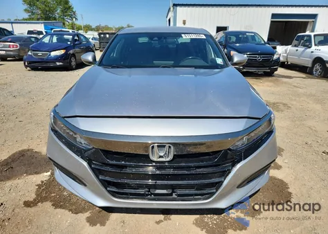 2018 Honda Accord Sport z USA, uszkodzony, nr VIN 1HGCV1F39JA233216